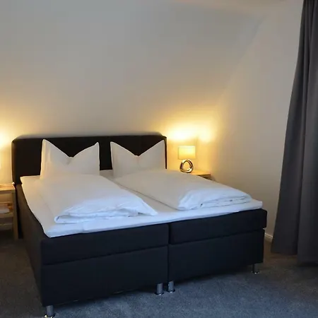 Haus Siggi بيت للعطل برونلاغ